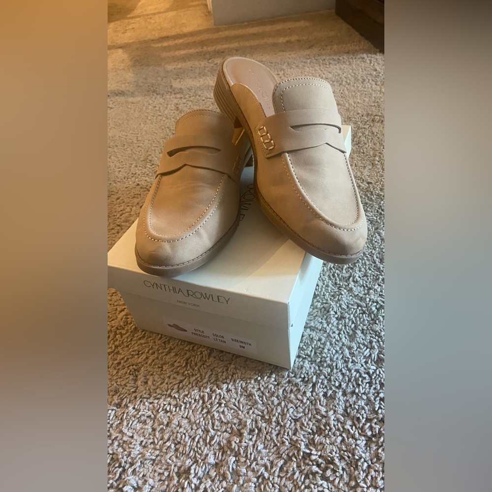 Cynthia Rowley size 9 Mules